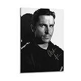 Différent des affiches en papier, les affiches sur toile ont une meilleure qualité et une plus longue durée de vie.