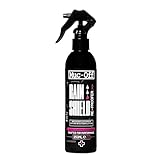 Muc-Off Rain Shield Re-Proofer, 250 Mililitros - Impermeabilizante en Spray para Ropa Técnica y de Exterior - Fórmula sin PFC