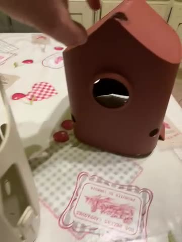 Mangeoire Et Bain à Oiseaux Elho Cosy - 18 Cm - Plastique 100% Recyclé - Rouge - Pour Jardin Ou Balcon