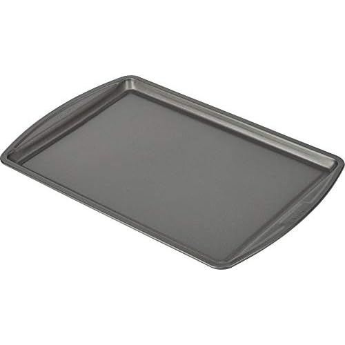GoodCook Everyday Non-Stick Carbon Steel 9” x 13” Baking Sheet – Carbon Steel Cooking Pans, Bakeware Cookie Sheet for Baking, Oven Pan for Baked Goods & Sheet Pan Dinners
