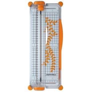Preisvergleich Produktbild Fiskars Rollenschneider SureCut A4 30cm tragbar