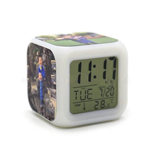 YUGSHNKFC Reloj despertador digital LED de 7 colores cambiantes, luz nocturna, cambio de color, relojes de escritorio, decoración de dormitorio, para niños creativos cumpleaños