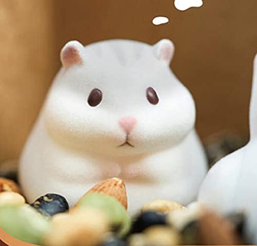 ホウ　【希少】マイセン　仔ネズミ　ハムスターフィギュリン　ヤングアニマル ホウ 【希少】マイセン 仔ネズミ ハムスターフィギュリン