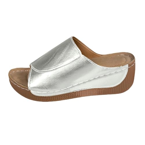 Sandales en cuir de couleur unie avec bout exposé pour femmes actives