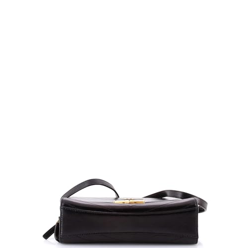 Pre-Loved Medal Envelope Flap Bag Chevron Calfskin Large, Black4