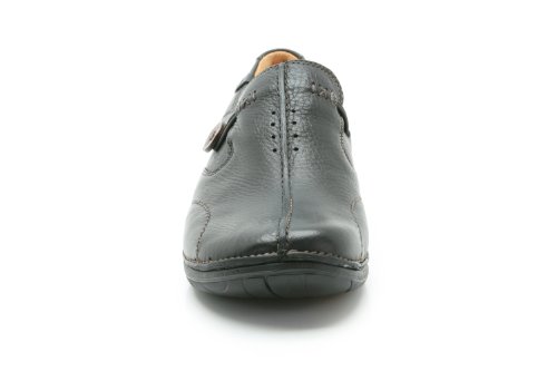 Image of Clarks Women's Un.Loop Slip-On Shoes