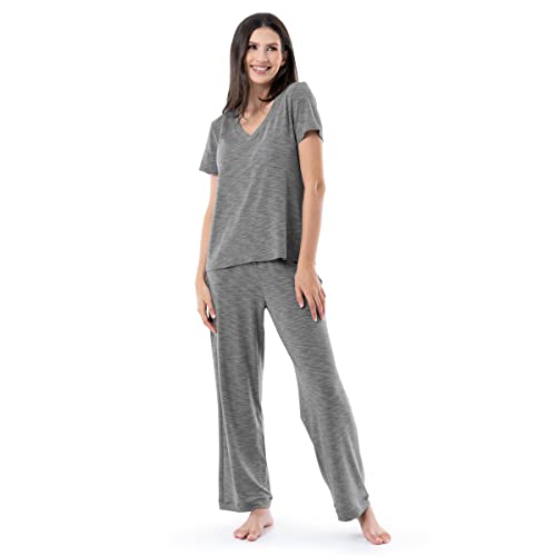 Image of Fruit of the Loom womens Short Sleeve Tee and Pant 2 Piece Sleep Set