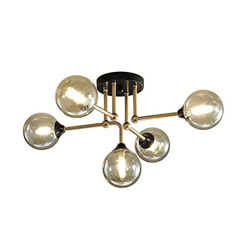Décoration vintage à suspendre avec ce grand lustre doré rétro chic de 90 cm
