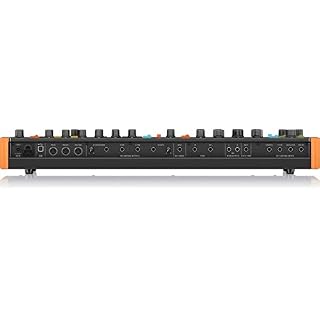 Behringer Poly D Synthétiseur Analogique Polyphonique 4 Voix avec 37 Touches, 4 Vco, Filtre Ladder Classique, Lfo, Chorus Stéréo Bbd, Distorsion, Séquenceur 32 Pas et Arpégiateur - Les Beatles, Paul McCartney, John Lennon, RIngo Starr, George Harrison Behringer Poly D Synthétiseur Analogique Polyphonique 4 Voix avec 37 Touches, 4 Vco, Filtre Ladder Classique, Lfo, Chorus Stéréo Bbd, Distorsion, Séquenceur 32 Pas et Arpégiateur – Image 5