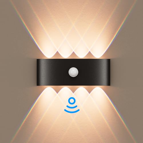 Kinamy Wandlampe mit Bewegungsmelder Innen, Wandlampe Innen 8W, LED Wandleuchte Innen Up Down Wasserdicht IP65, Geeignet für Treppen, Küche, Wohnzimmer, Schlafzimmer, Garten - Schwarz