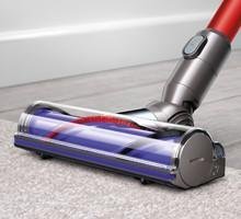 Amazon.com - Dyson V6 Cordless Fluffy Vacuum with 5 Attachments