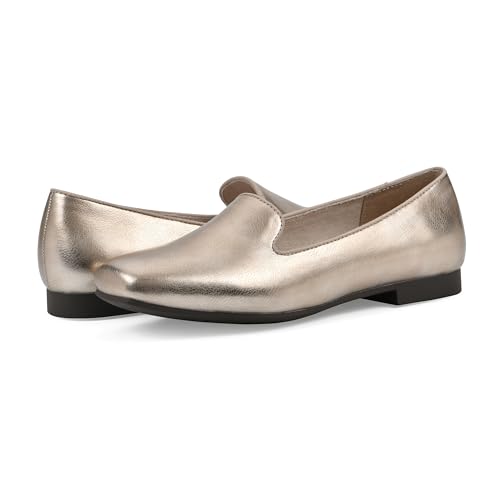 Image of CLIFFS BY WHITE MOUNTAIN Women's Bessey Cushioned Loafer Flat