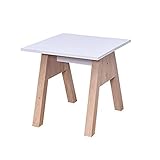 La mesa cuadrada adopta una superficie de MDF, que es estable y segura.