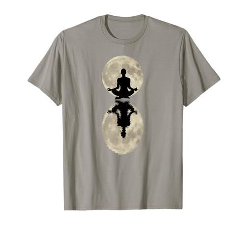 Yoga Gift for Women - Namaste Moon Refection Zen Spiritual Maglietta