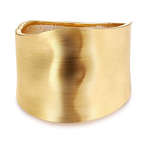NICEIGHT 18K Gold Plated Chunky Bangle Bracelets for Women Gold Wide Cuff Bangle Bracelet Hammered Minimalist Thick Wrist Wrap Bracelets Gold S6