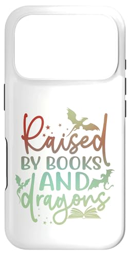 Raised By Books and Dragons Fantasy Book Lover T�V���c �X�}�z�P�[�X iPhone 17 Pro �p