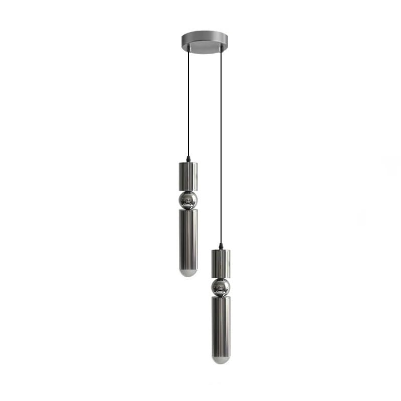 Lustre suspendu LED long tube finition argentée au design intérieur chic