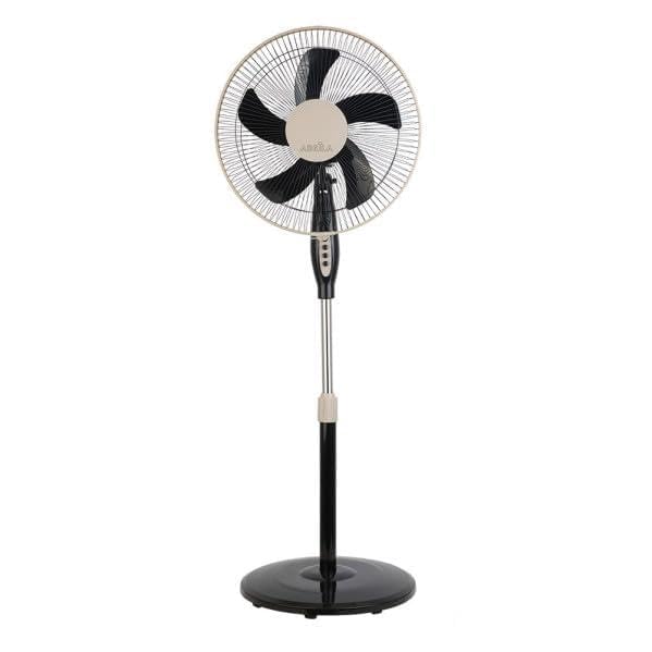 Ventilador de pie 3 velocidades 45W 5 aspas, orientable, fijo y rotatorio, dimensiones 43x40 cm, ideal para enfriar espacios.