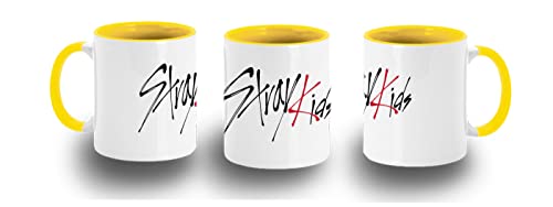 MERCHANDMANIA TAZA AMARILLA stray kids logo cantantes kpop color mug.