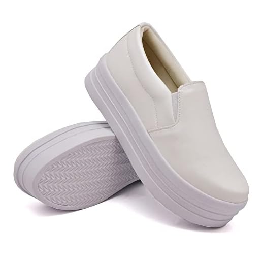 Tenis Slip On Feminino Liso com Elastico e Sola Alta Detalhe Listras