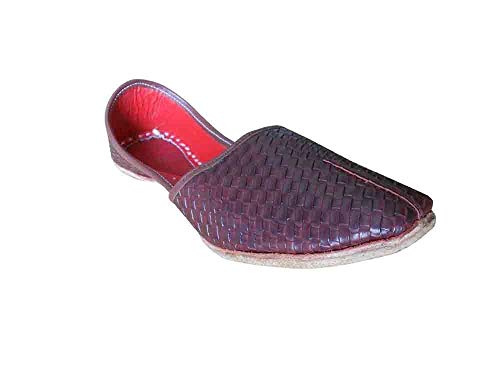 Chaussons pour Homme Marron : parfaits pour vos moments de détente à la maison
