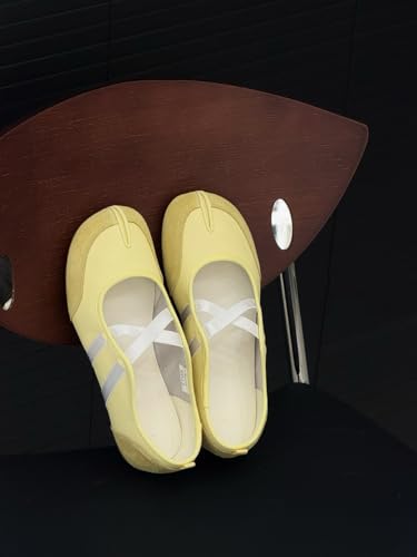 Chunky Sole Casual Women Split Toe Wide Width Ballet Flats Comfort Work Tabi Shoes for Women with Cross Straps3