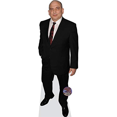 Bild: Jonny Coyne (Black Suit) Pappaufsteller mini f�r 24,97 EUR bei amazon.de