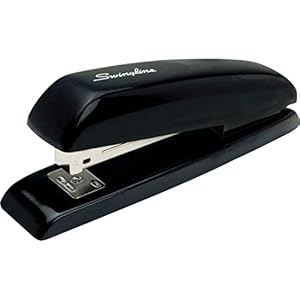 Swingline Stapler, Office Desk Stapler, 20 Sheet Paper Capacity, Durable, Heavy Duty Stapler for Office Desktop or Home Office Supplies, Black (64601)