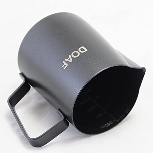 Jarra Cremeira Leiteira Pitcher Inox 350ml Com Marcação Interna de ML e OZ + Caneta Agulha Latte Art