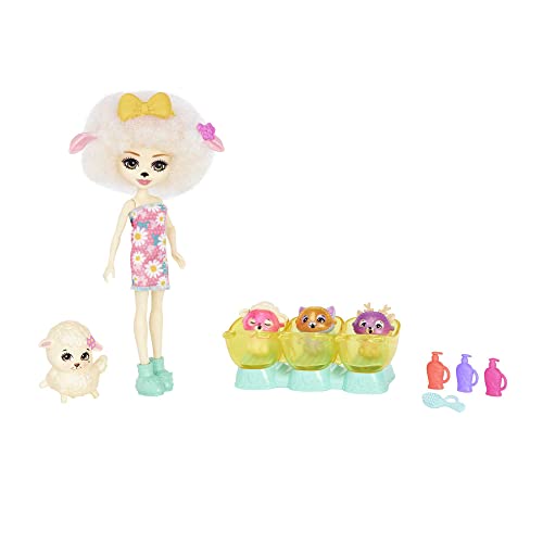 Enchantimals Baby BFFs Muñeca Sheep con Mascota Oveja Sheep, 3 Bestie Reveal y Accesorios, Juguete +4 años (Mattel HNW98)