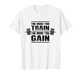 El desarrollo de un atleta. Cada pequeño paso te lleva más al éxito. Para ir al gimnasio y hacer deporte. Con cada flexión y cada entrenamiento te acerques a tus objetivos.