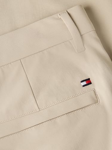 Image of Tommy Hilfiger Men's Casual Moisture Wicking Wrinkle Resistant Stretch Performance Pants in Straight Fit