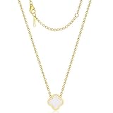 Collenatsy Cadena de trébol para mujer, resistente al agua, acero de titanio, diseño de cuatro hojas, pulido brillante, incluye caja de regalo para bodas, Resina