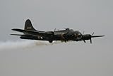 POSTERS Memphis Belle Poster 28 cm x43cm 11inx17in