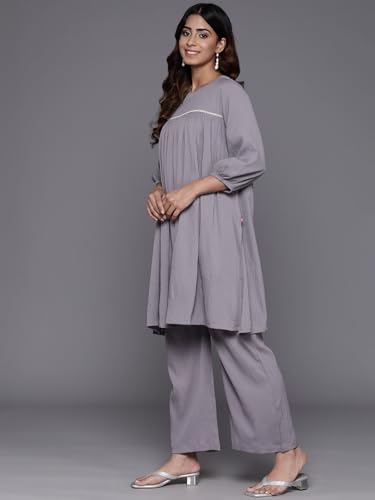Image of Varanga Women Suit Set