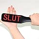 SM Paddel aus Leder,Bondage & SM Leder，SM Paddel Spanking，Leder peitsche， Paddel Flogger Cosplay Sexspielzeug，für Paare Pärchen Fetisch Cosplay (SLUT)