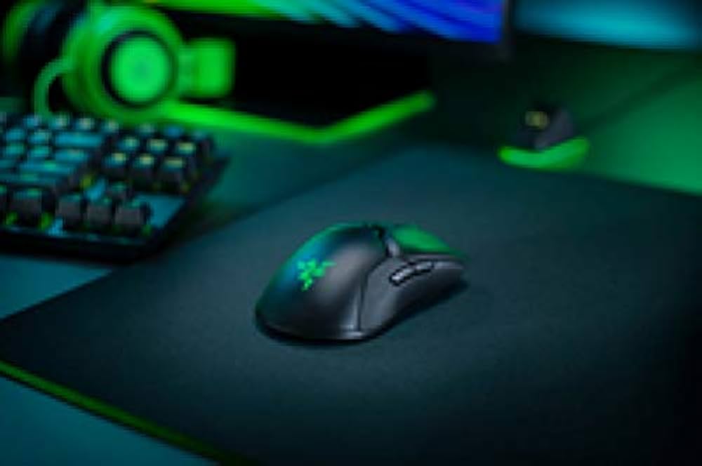 PC周辺機器 RAZER VIPER ULTIMATE Razer Viper Ultimate Lighweight Wireless Gaming Mouse and