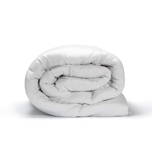 Couette lit bébé 100x120 en pur coton BELUM avec un rembourrage toucher plume extra doux 125gr