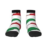 【Atmungsaktives Design】 Die Performance Socken mit Ungarn-Flaggenkartendruck sind mit atmungsaktivem Polyester-Material entworfen, das Feuchtigkeit von Ihrer Haut ableitet, wodurch Ihre Füße trocken und bequem bleiben. Der Stoff hält ein perfektes Maß an Wärme und ermöglicht gleichzeitig Luftzirkulation.
