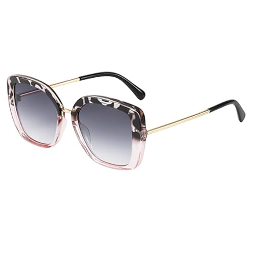 Lunettes de soleil surdimensionnées pour flâner en terrasse avec un look rétro élégant