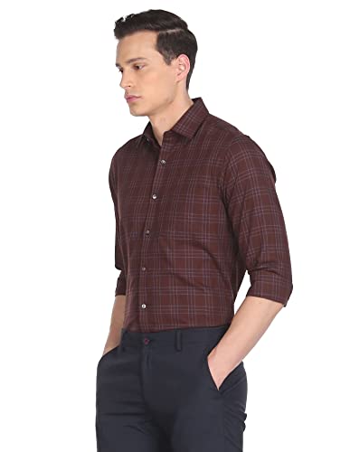 Image of Arrow Men's Regular Fit Button Down Shirt