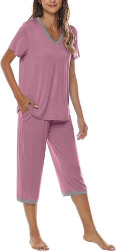 Image of JINSHI Women's Pajamas Set Short Sleeve Top and Capri Pants Lightweight Sleepwear Comfy Pjs Lounge Set with Pockets