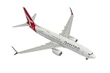GeminiJets Qantas Boeing 737-800 1:400 Scale Aircraft Model – Highly Detailed Collectible Airliner Replica for Adult Collectors Ages 14+
