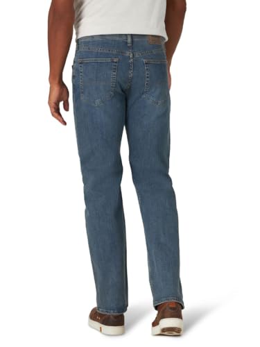 Image of Wrangler Authentics Men's Comfort Flex Waist Relaxed Fit Jean
