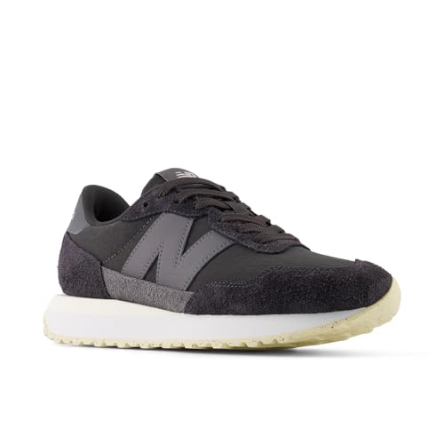 Image of New Balance Women's 237 Casual Shoes Black 8