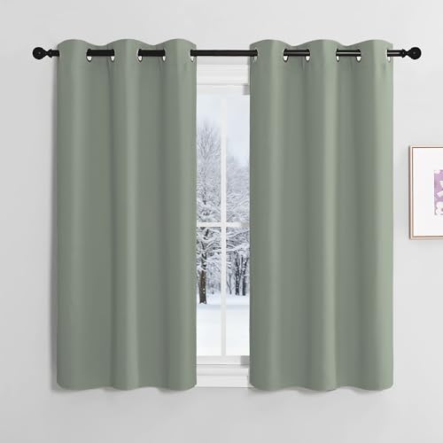 NICETOWN Cortinas Opacas Cortas con Ojales para habitación Infantil, 120 x 107 cm, Color Verde Salvia