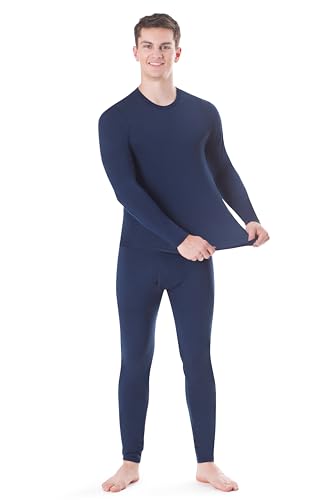 9 Best Base Layers for Skiing in 2024 (Expert Guide)