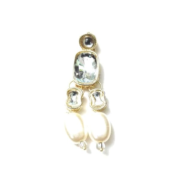 SHARVARI IMITATION JEWELLERY Two layer kundan necklace set with pearls hanging earings. - Image 6