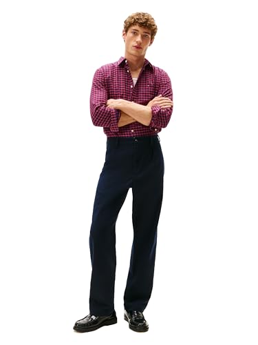 Image of Tommy Hilfiger Men's Long Sleeve Oxford Shirts in Regular Fit, Men's Button Down Shirts, Also Available in Big and Tall