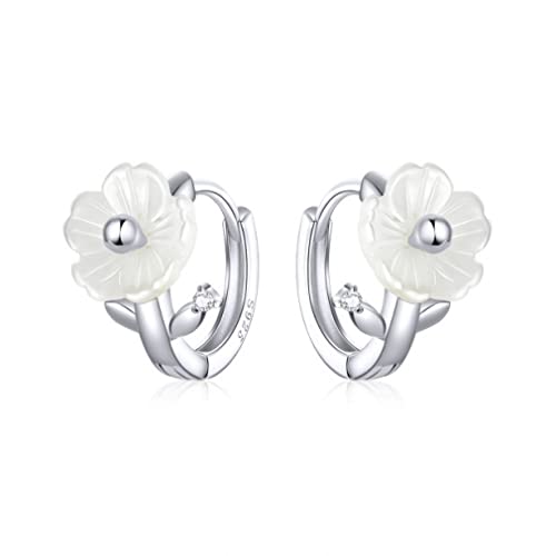 Bijoux fins d'exception : boucles d'oreilles en émail rose